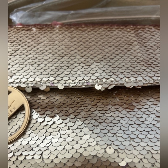 NICOLE MILLER Elegant Gold Sequin Clutch Bag - Picture 8 of 10